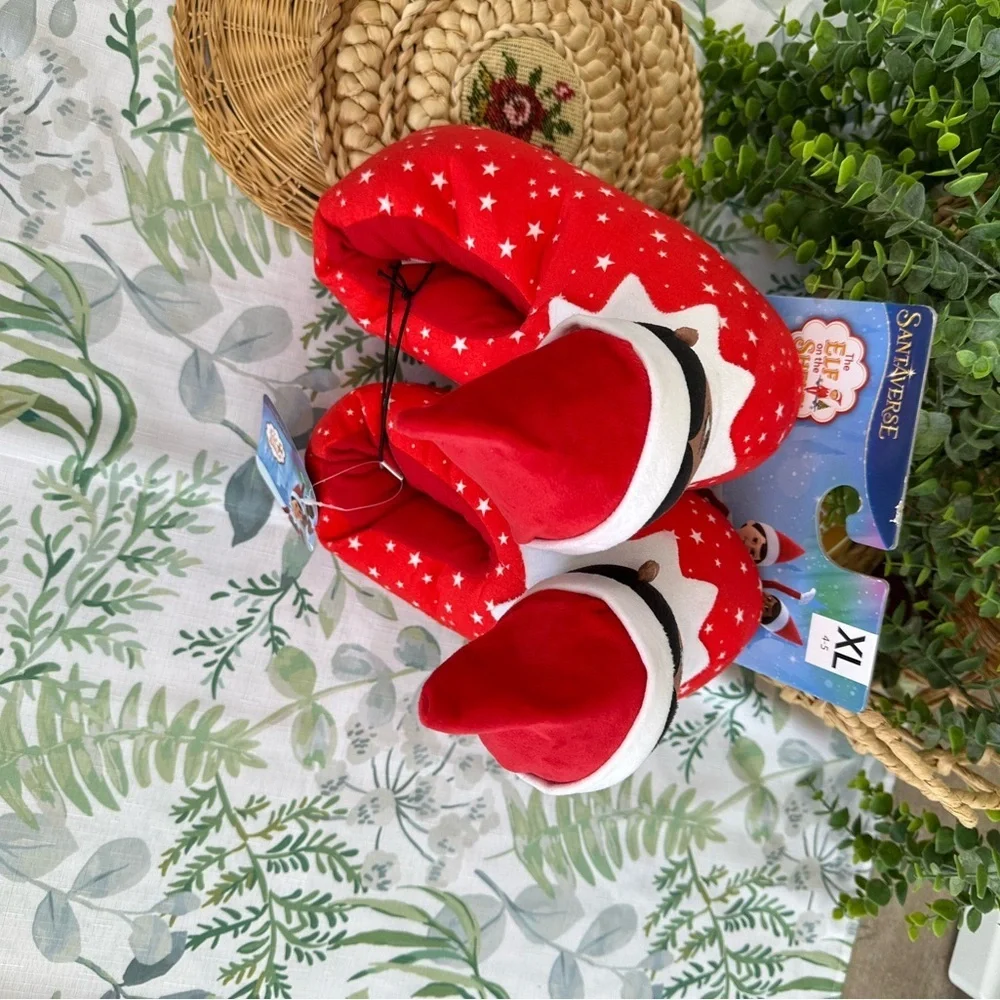 New Elf on the Shelf Holiday Christmas Character Slippers Girls size XL (4-5)